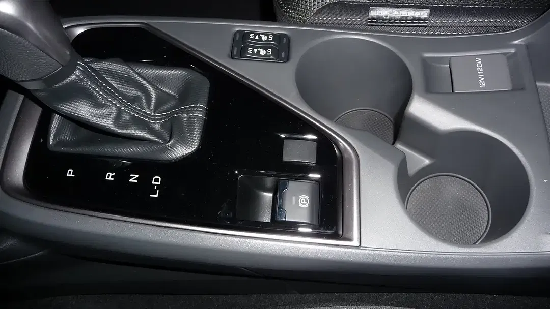 Subaru Crosstrek - Thumbnail 14