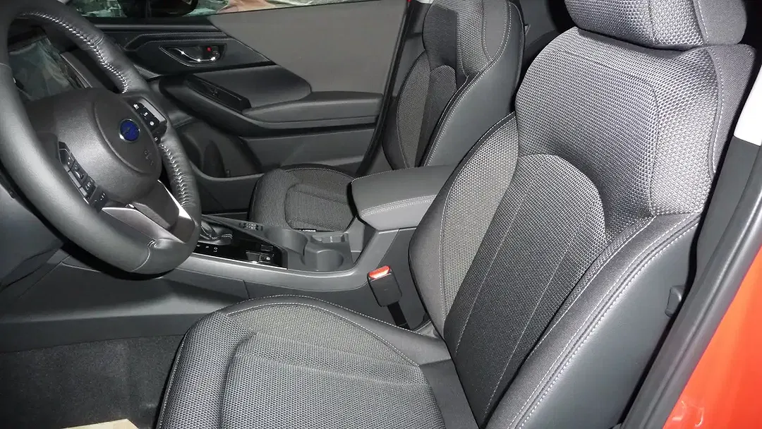Subaru Crosstrek - Thumbnail 6