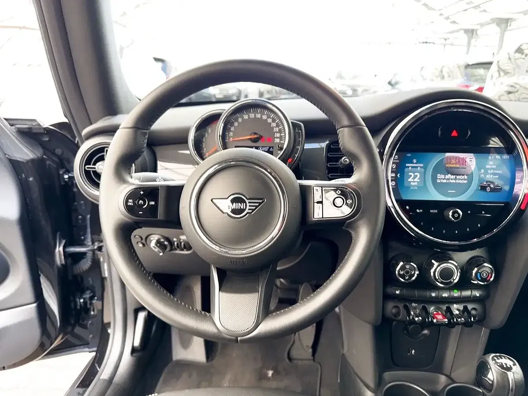 MINI One Cabrio - Thumbnail 14