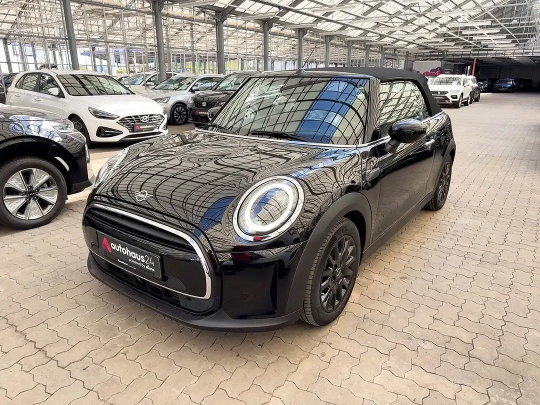 MINI One Cabrio - Thumbnail 3