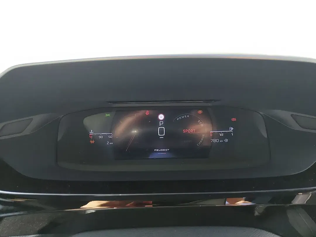 Peugeot 308 - Thumbnail 11