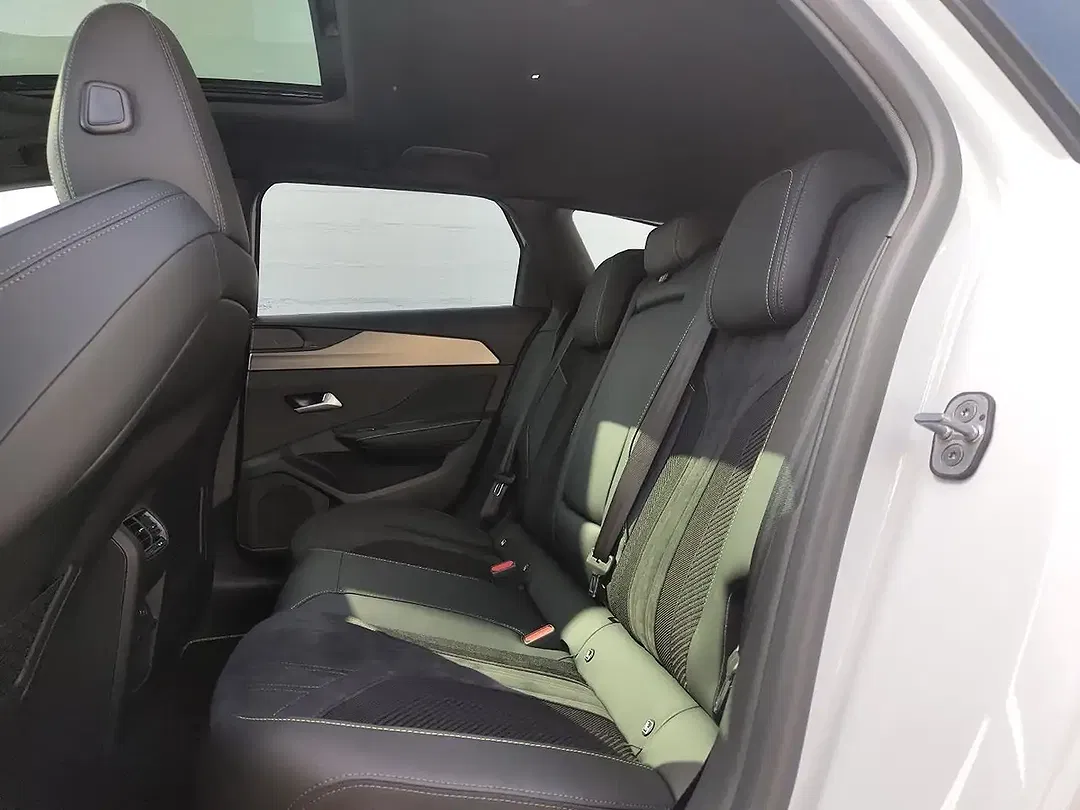 Peugeot 308 - Thumbnail 7