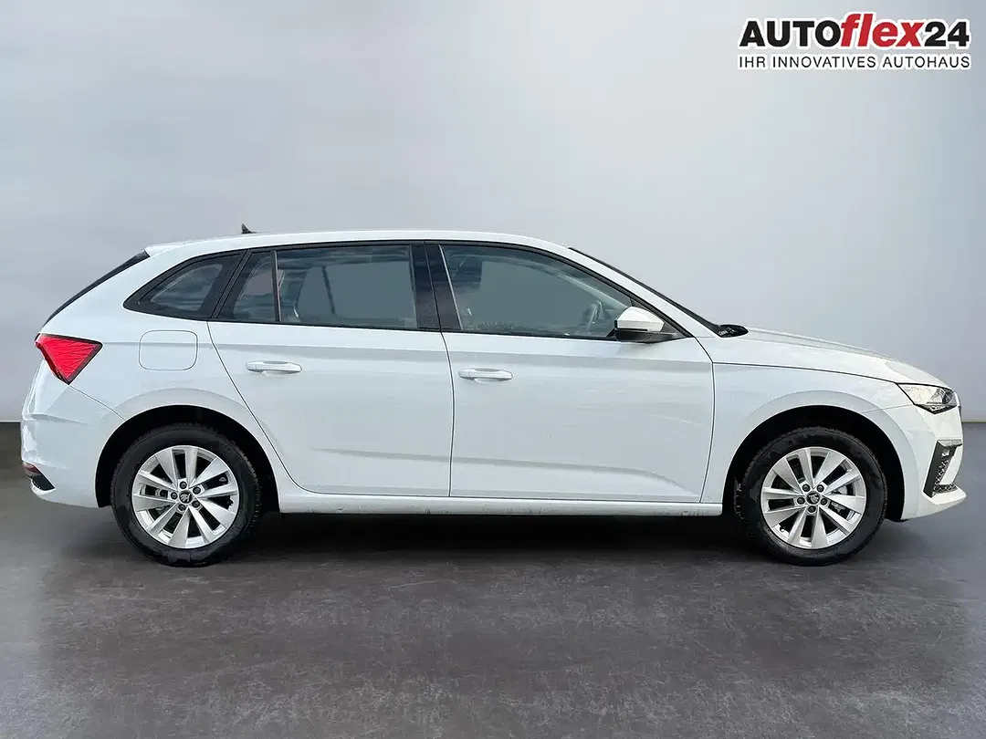 Skoda Scala - Thumbnail 8