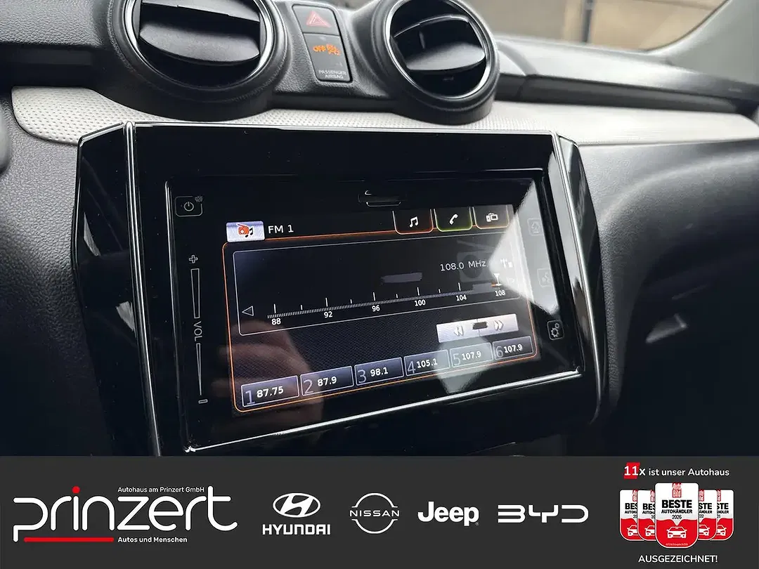 Suzuki Swift - Thumbnail 4