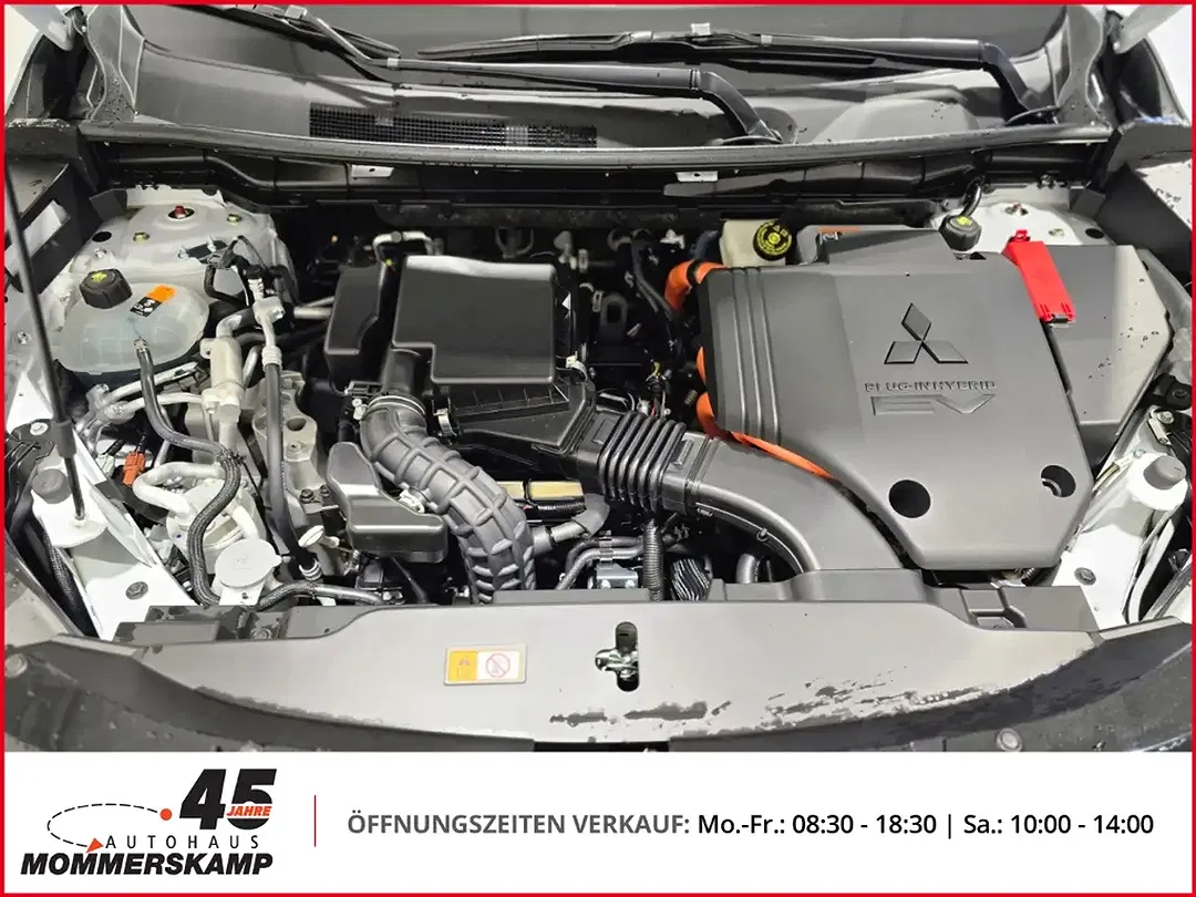 Mitsubishi Outlander - Thumbnail 13