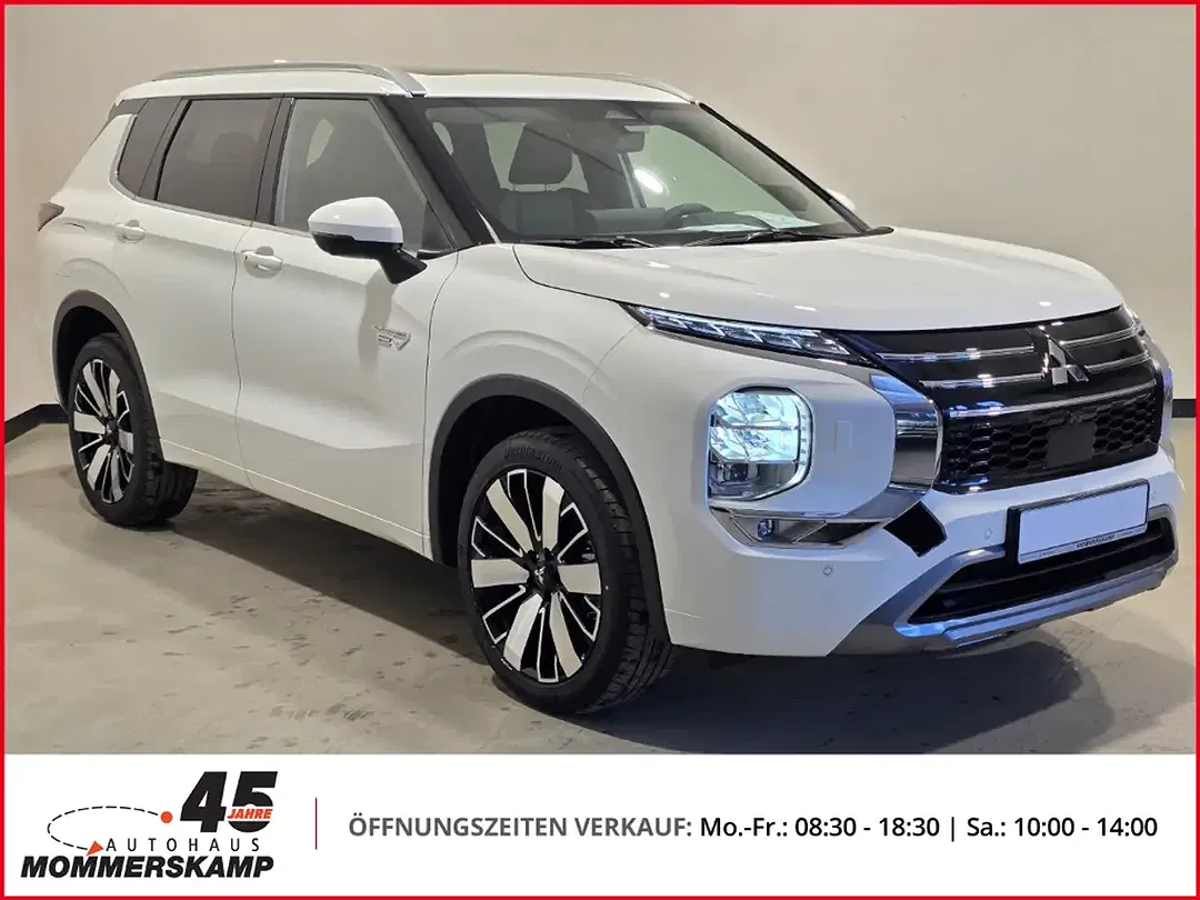 Mitsubishi Outlander - Thumbnail 2