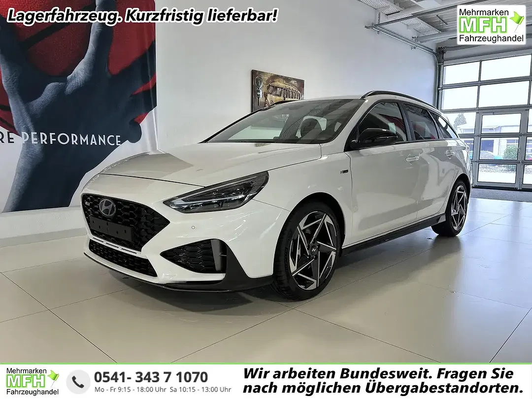 Hyundai i30 - Thumbnail 1