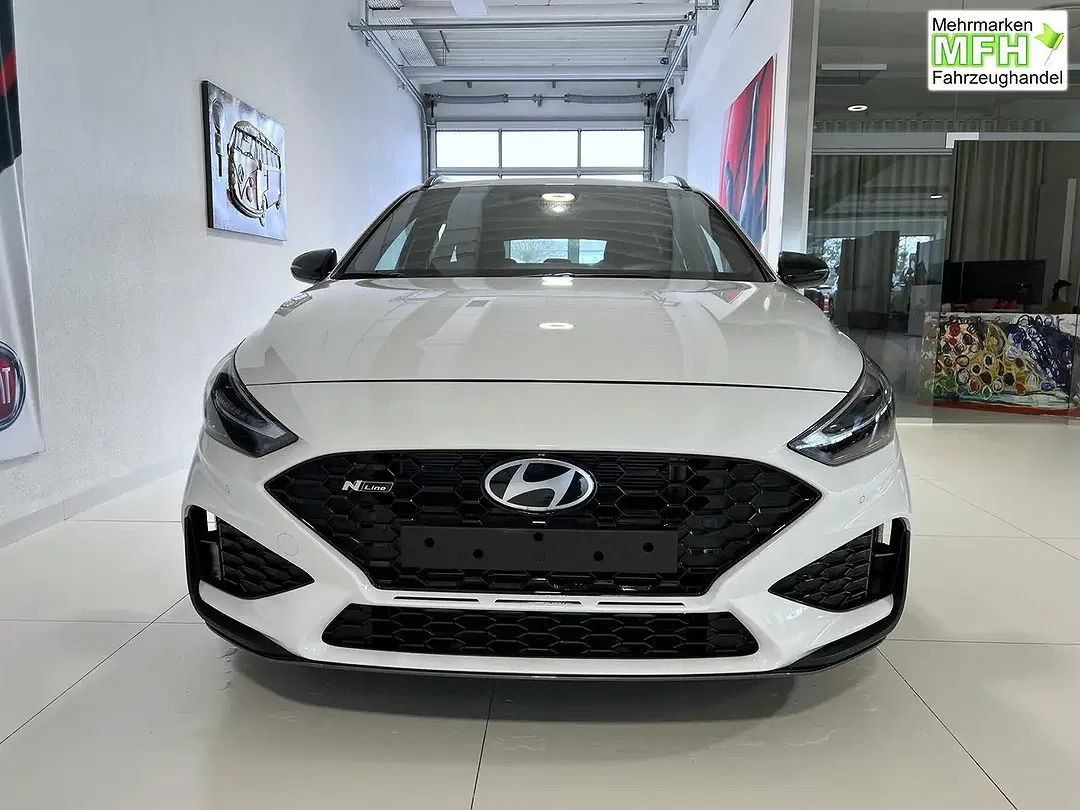 Hyundai i30 - Thumbnail 2