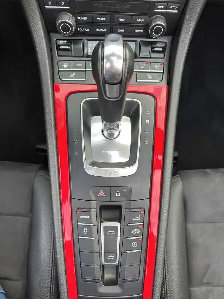 Porsche Boxster - Thumbnail 15