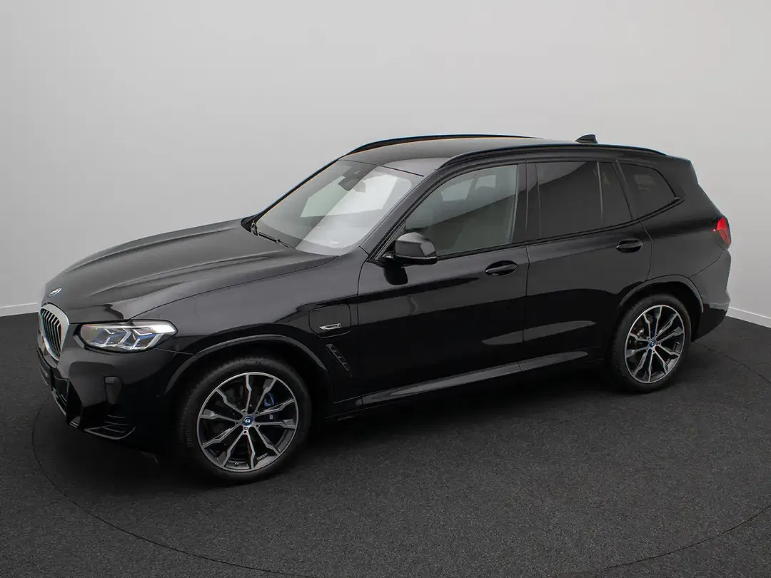 BMW X3 - Thumbnail 12
