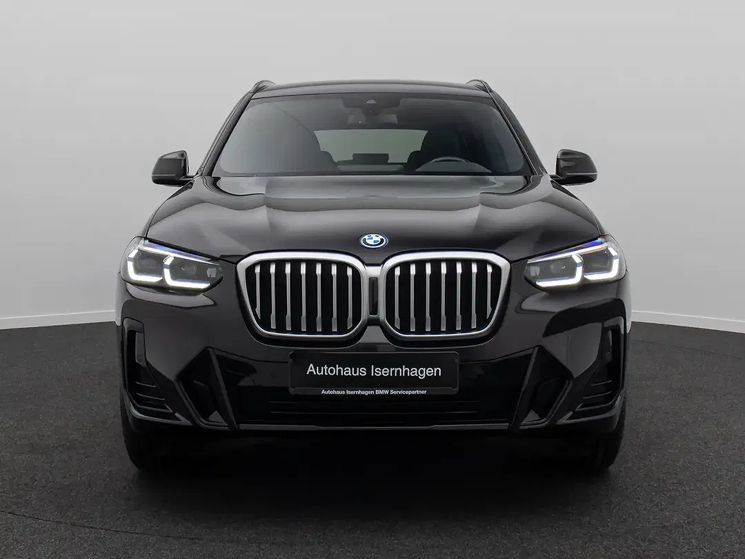 BMW X3 - Thumbnail 2