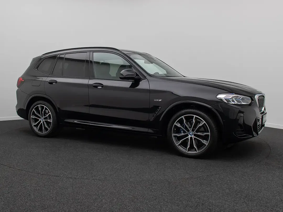 BMW X3 - Thumbnail 4