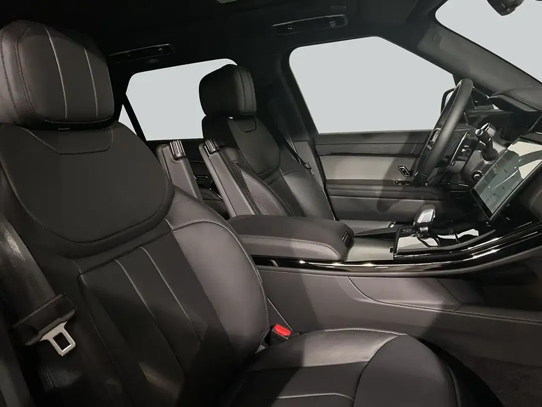 Land Rover Range Rover Sport - Thumbnail 3