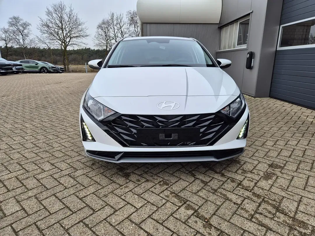 Hyundai i20 - Thumbnail 6
