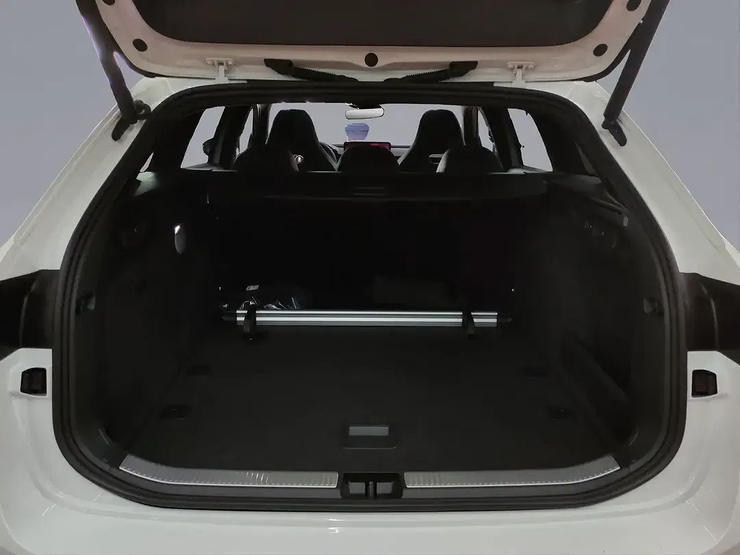 Skoda Superb - Thumbnail 11
