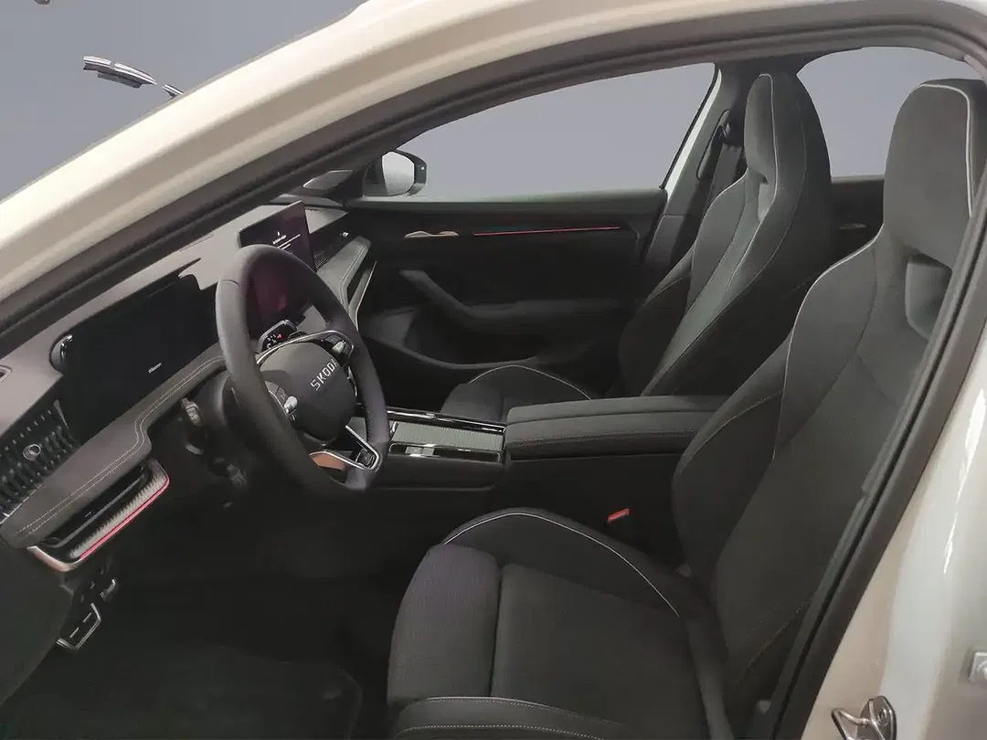 Skoda Superb - Thumbnail 6