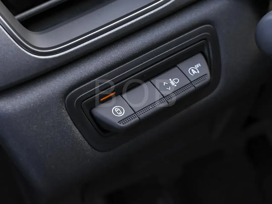 Renault Captur - Thumbnail 12