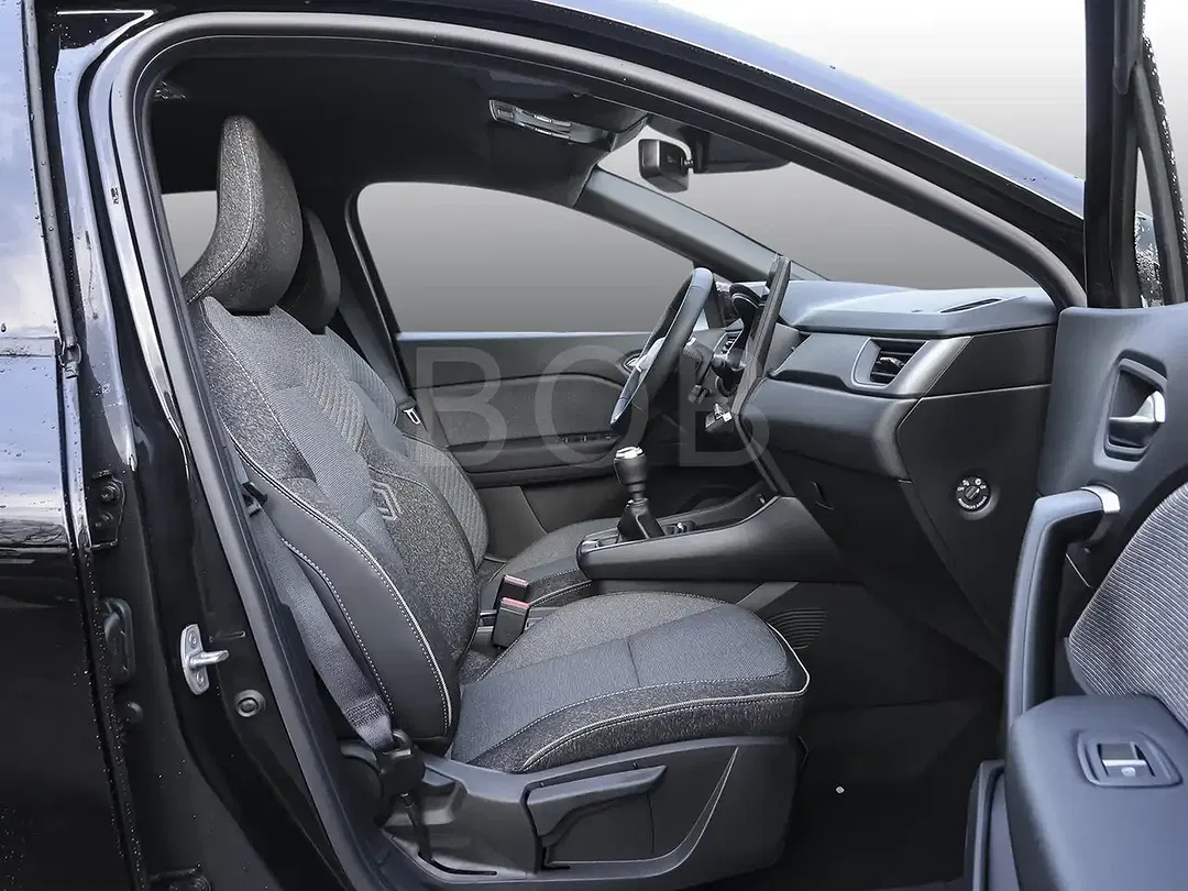 Renault Captur - Thumbnail 3