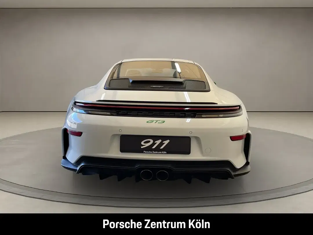 Porsche 992 - Thumbnail 4
