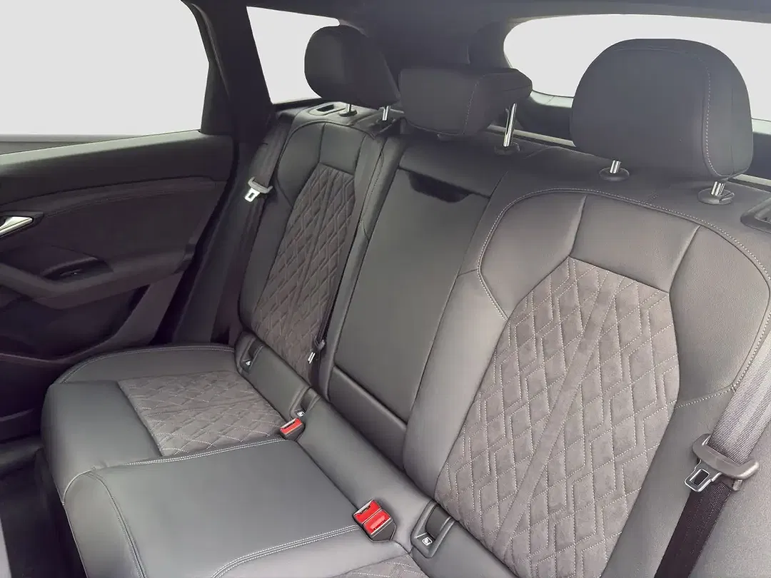 Audi SQ6 e-tron - Thumbnail 12