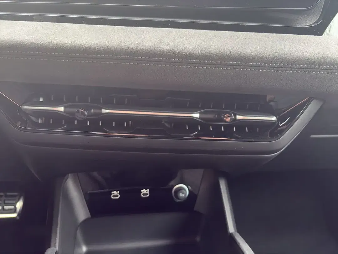 Audi SQ6 e-tron - Thumbnail 14