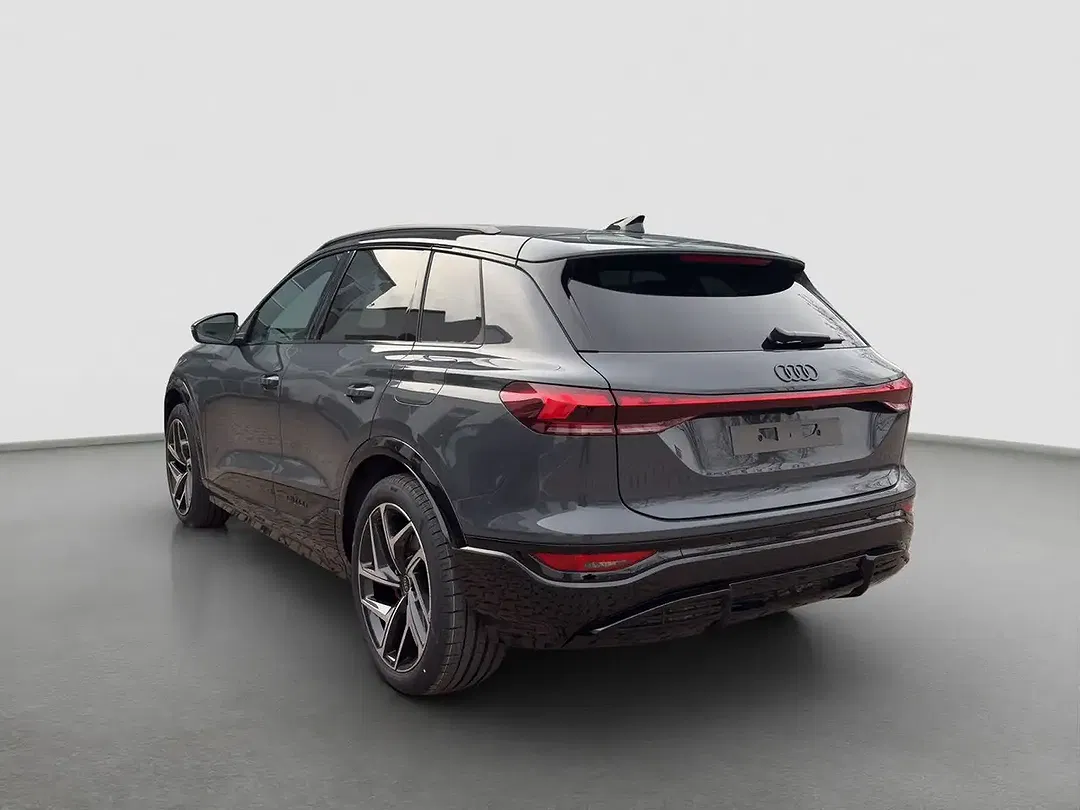 Audi SQ6 e-tron - Thumbnail 3