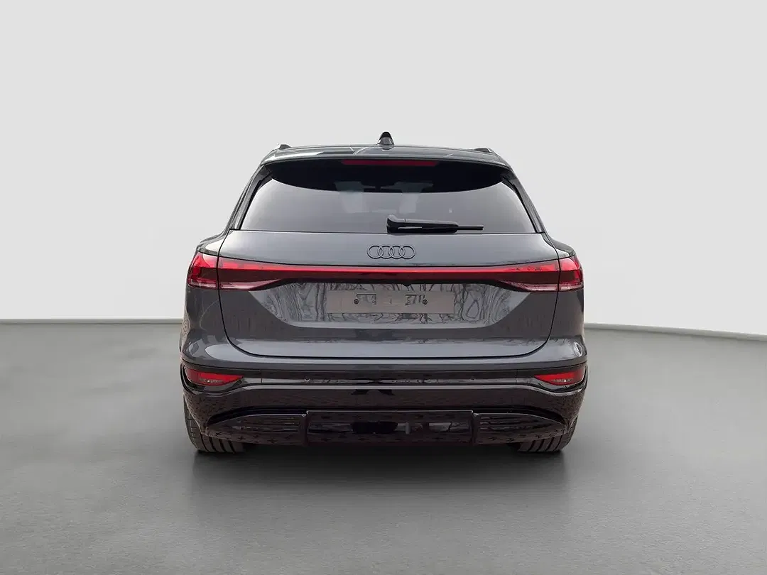 Audi SQ6 e-tron - Thumbnail 4