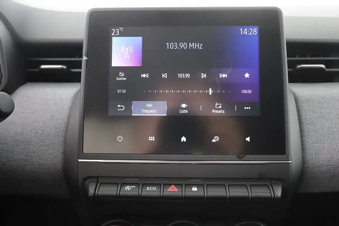 Renault Clio - Thumbnail 10