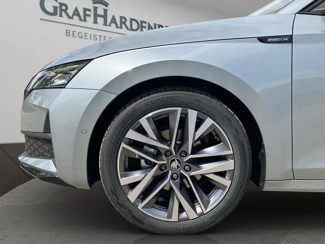 Skoda Octavia - Thumbnail 3