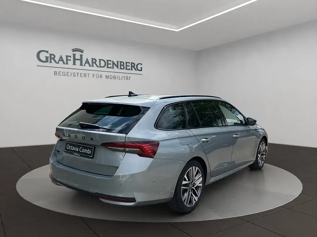 Skoda Octavia - Thumbnail 6