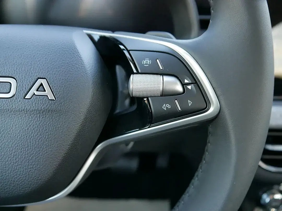 Skoda Scala - Thumbnail 13