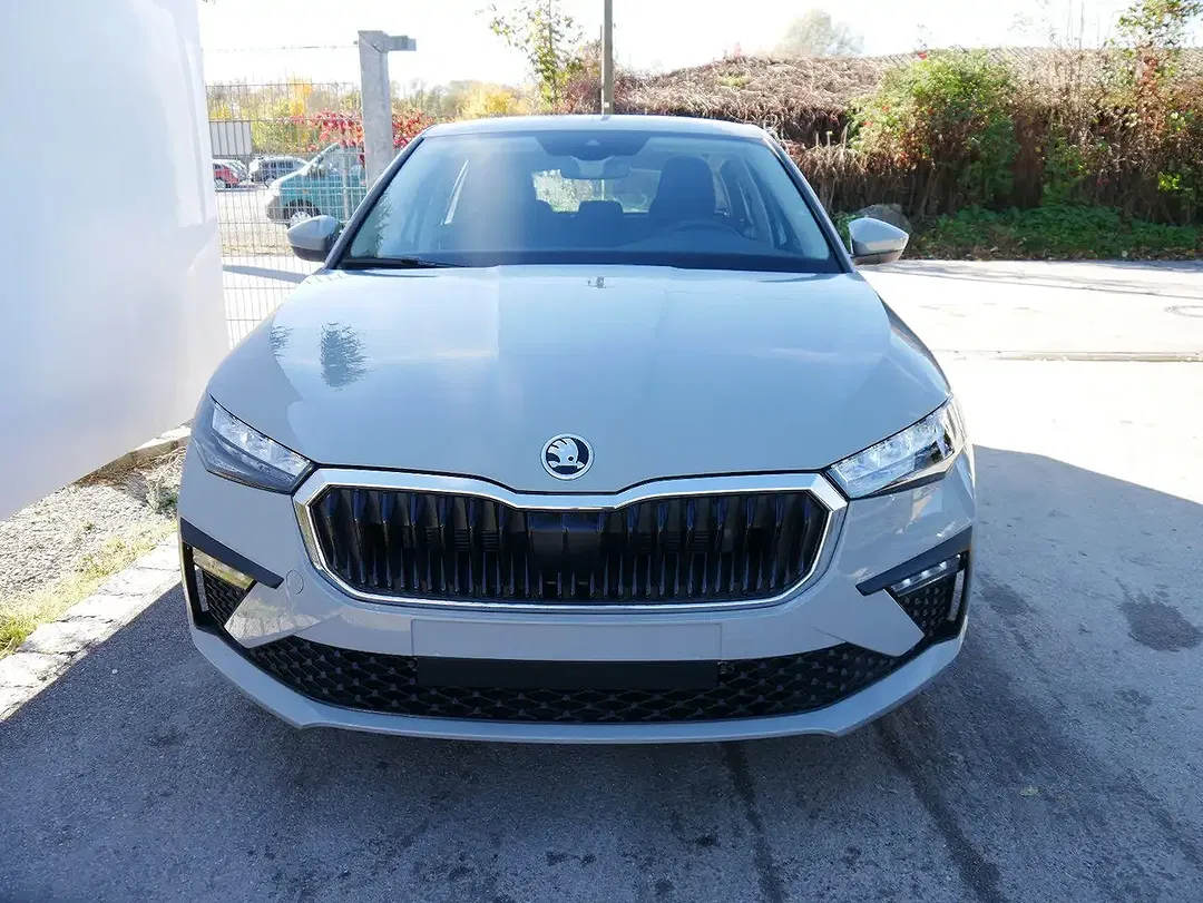 Skoda Scala - Thumbnail 3
