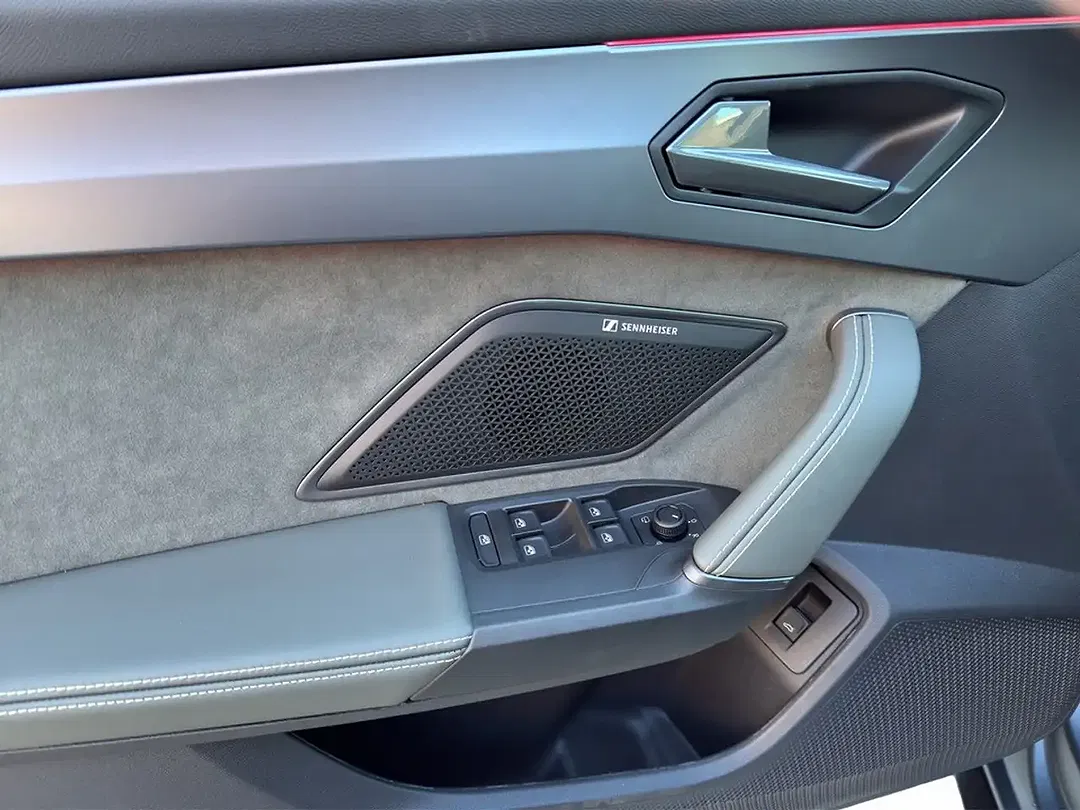 CUPRA Leon - Thumbnail 10