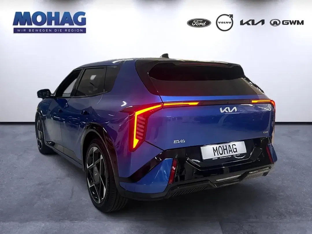 Kia EV4 - Thumbnail 4