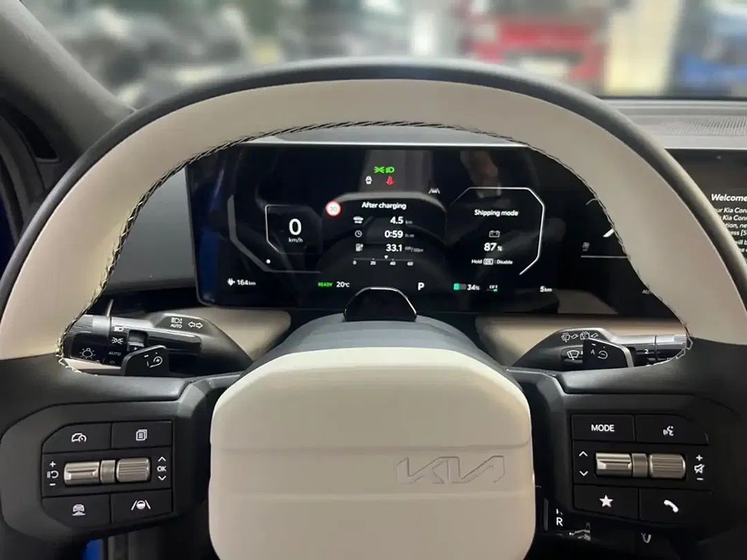 Kia EV4 - Thumbnail 8