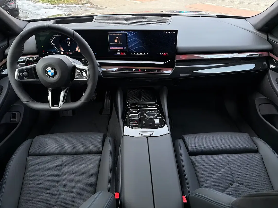 BMW 520 - Thumbnail 11
