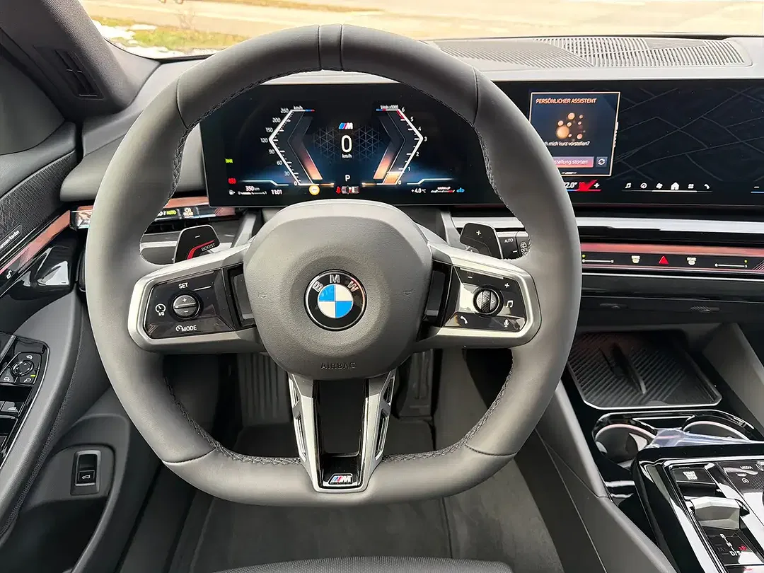 BMW 520 - Thumbnail 12
