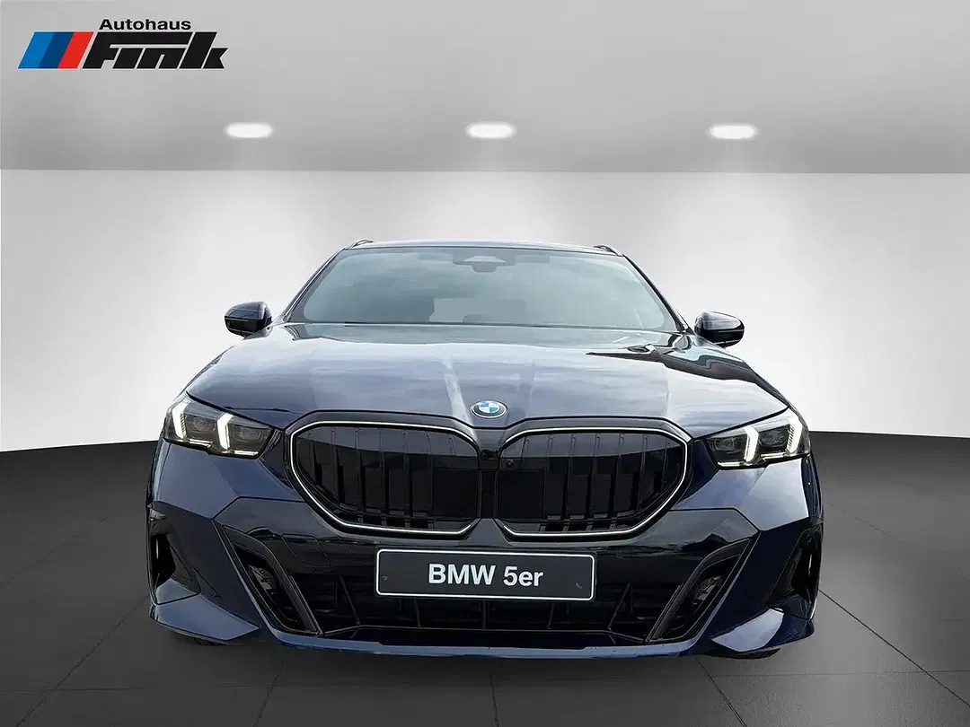 BMW 520 - Thumbnail 2