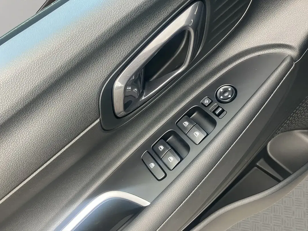 Hyundai i20 - Thumbnail 10