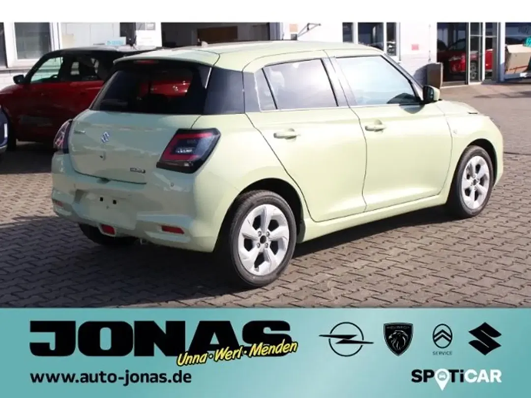 Suzuki Swift - Thumbnail 6