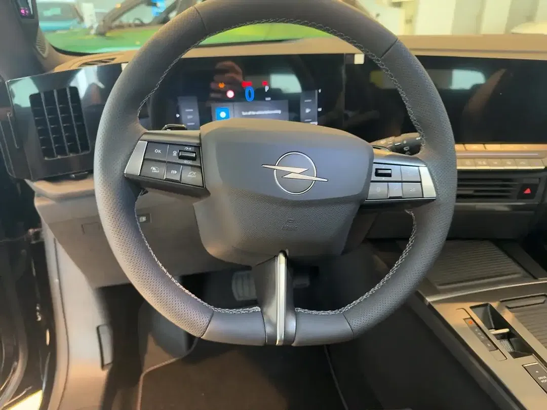Opel Astra - Thumbnail 11