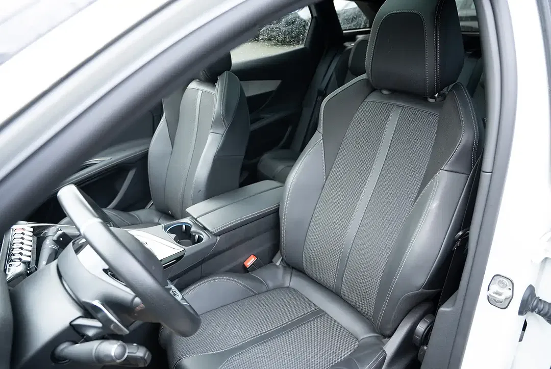 Peugeot 3008 - Thumbnail 8