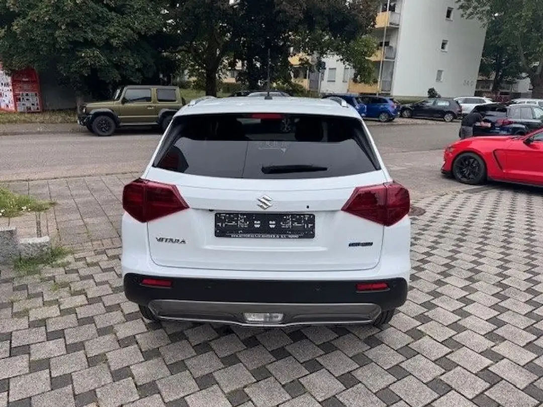 Suzuki Vitara - Thumbnail 6