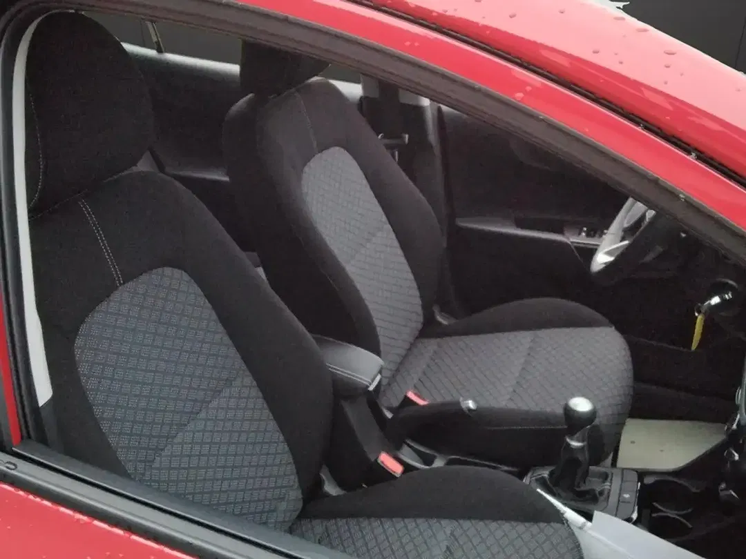 Kia Picanto - Thumbnail 13