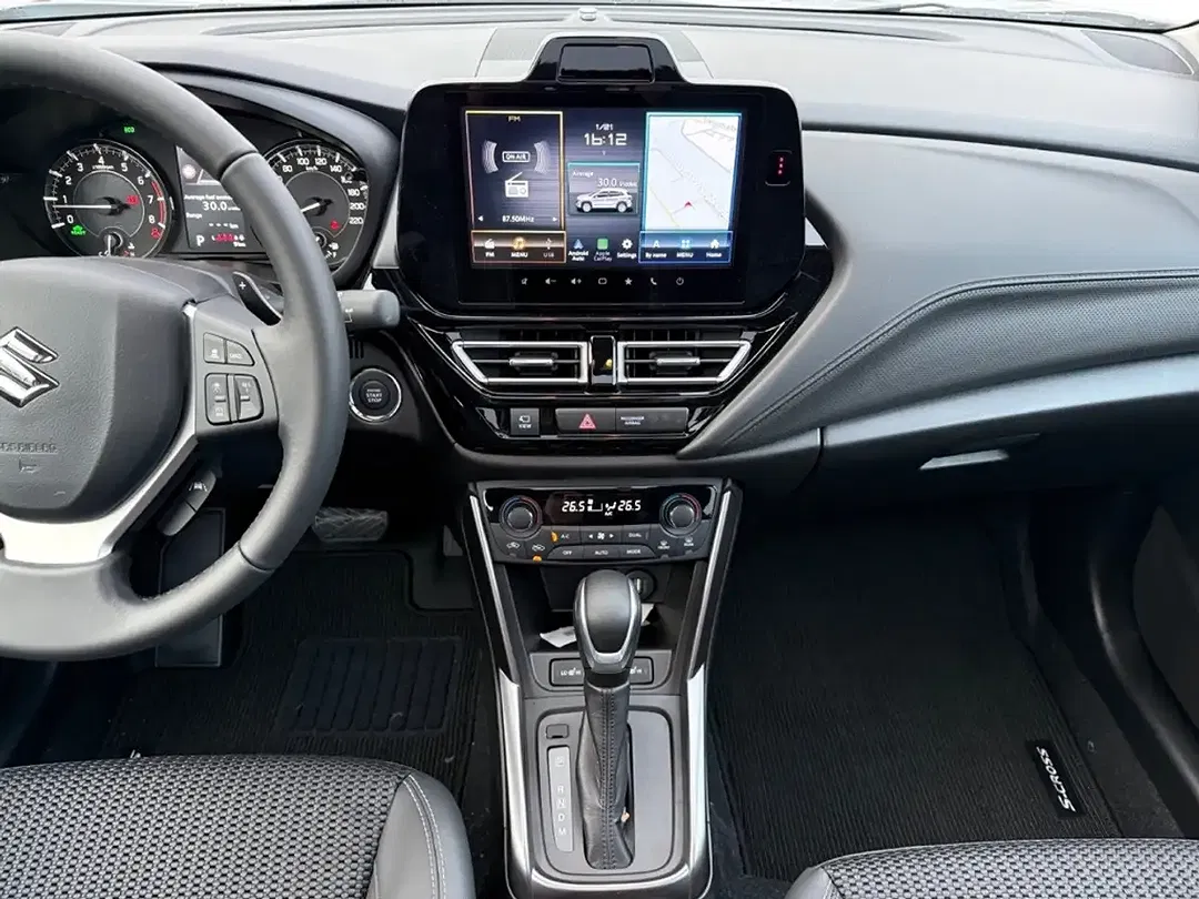 Suzuki SX4 S-Cross - Thumbnail 11