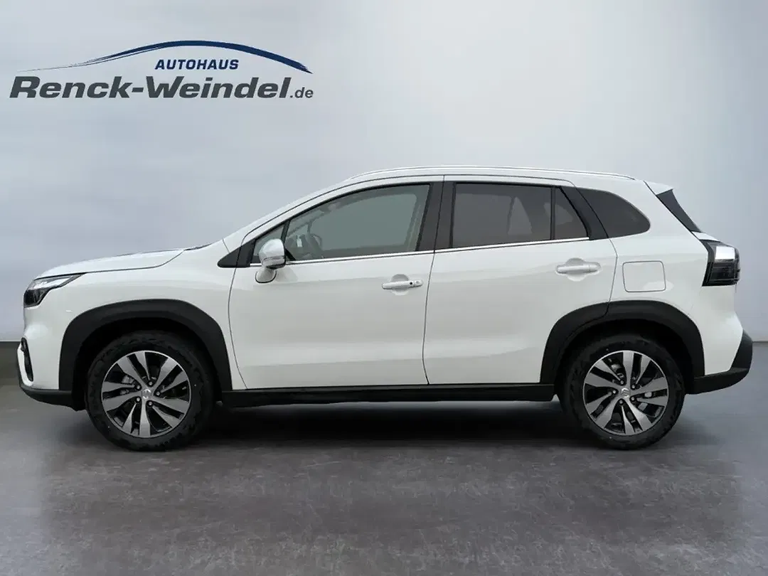 Suzuki SX4 S-Cross - Thumbnail 2