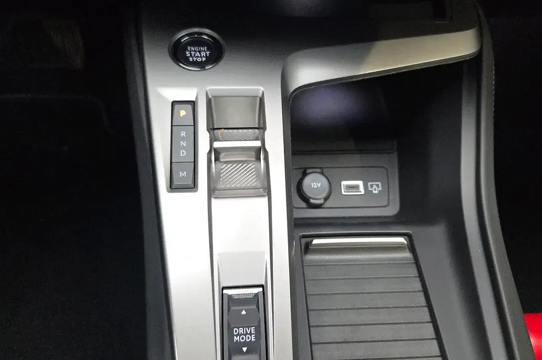 Peugeot 408 - Thumbnail 15