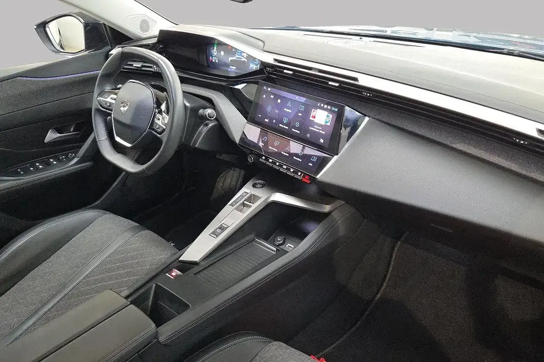 Peugeot 408 - Thumbnail 2