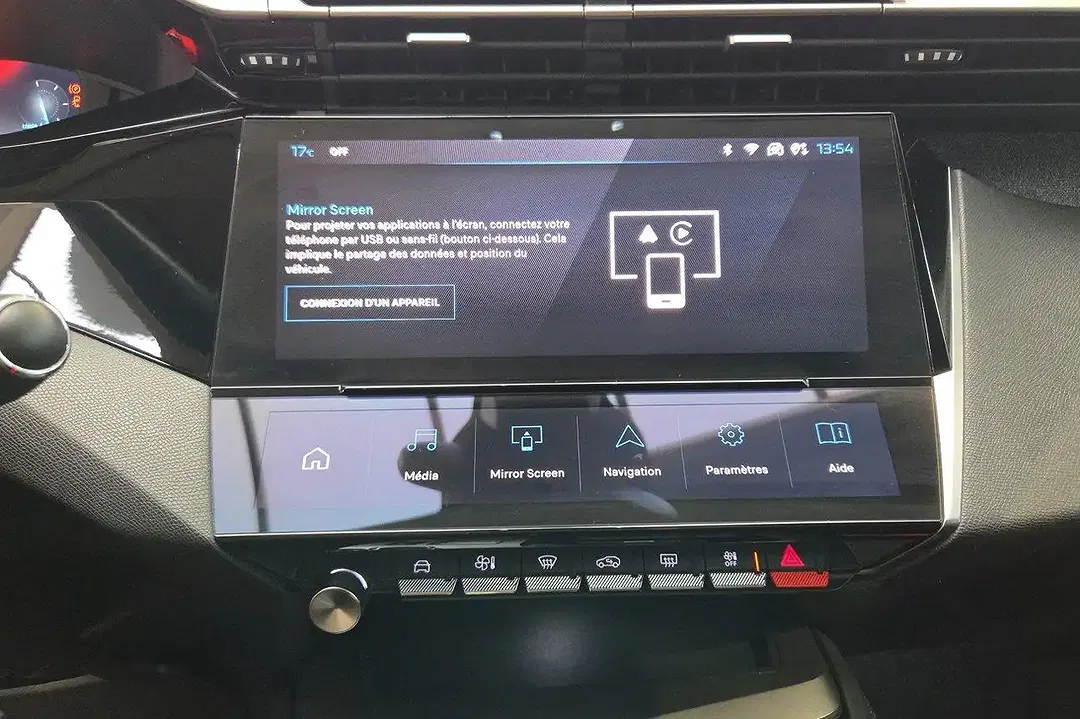 Peugeot 408 - Thumbnail 28