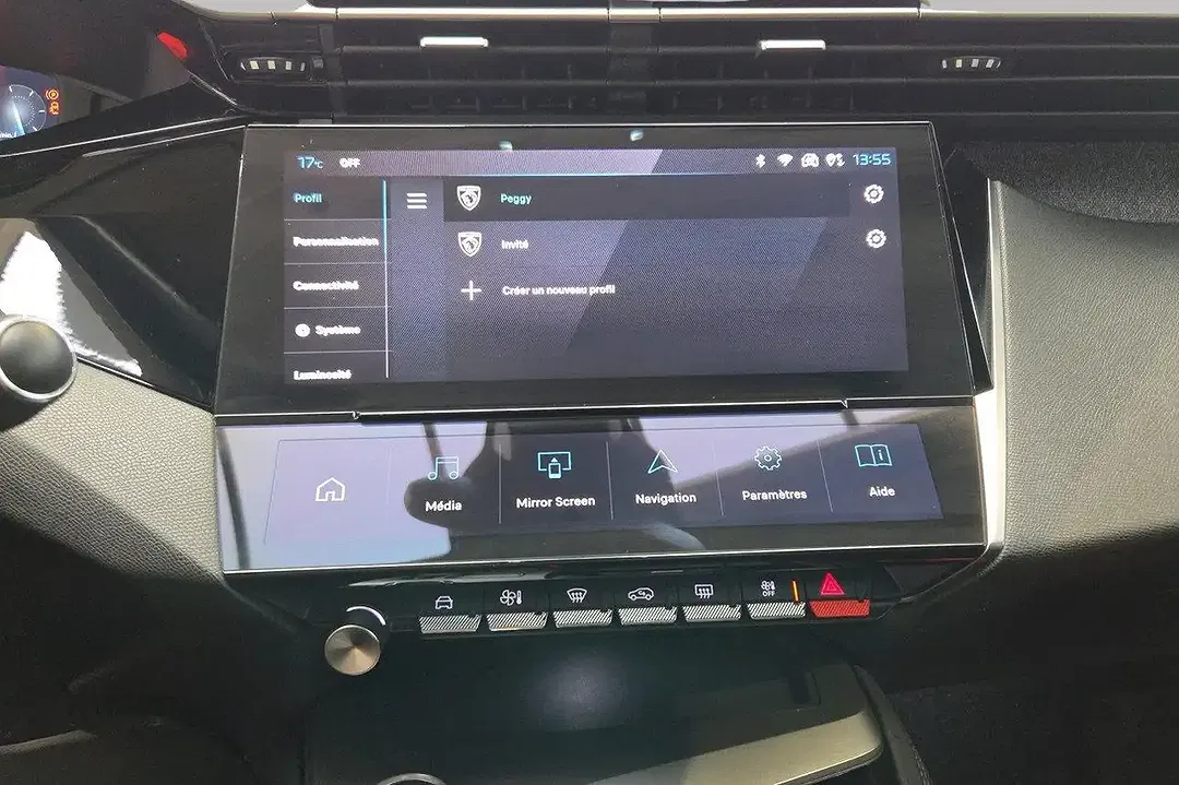 Peugeot 408 - Thumbnail 29